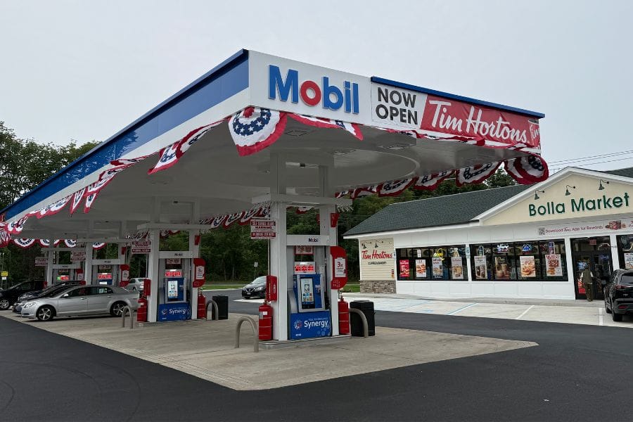 A new Bolla Market gas station opened in East Patchogue. It has Pizza Hut and Tim Horton's.